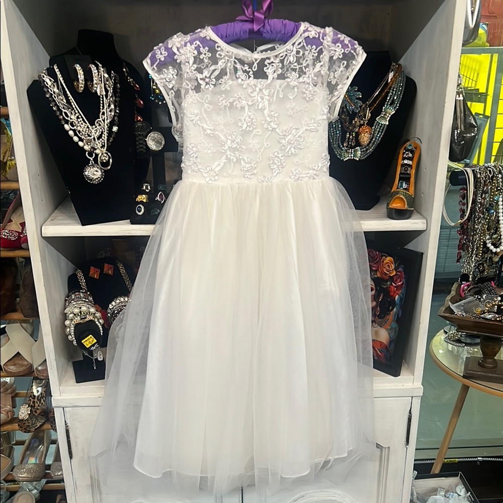 Elegant White Lace Kids Dress